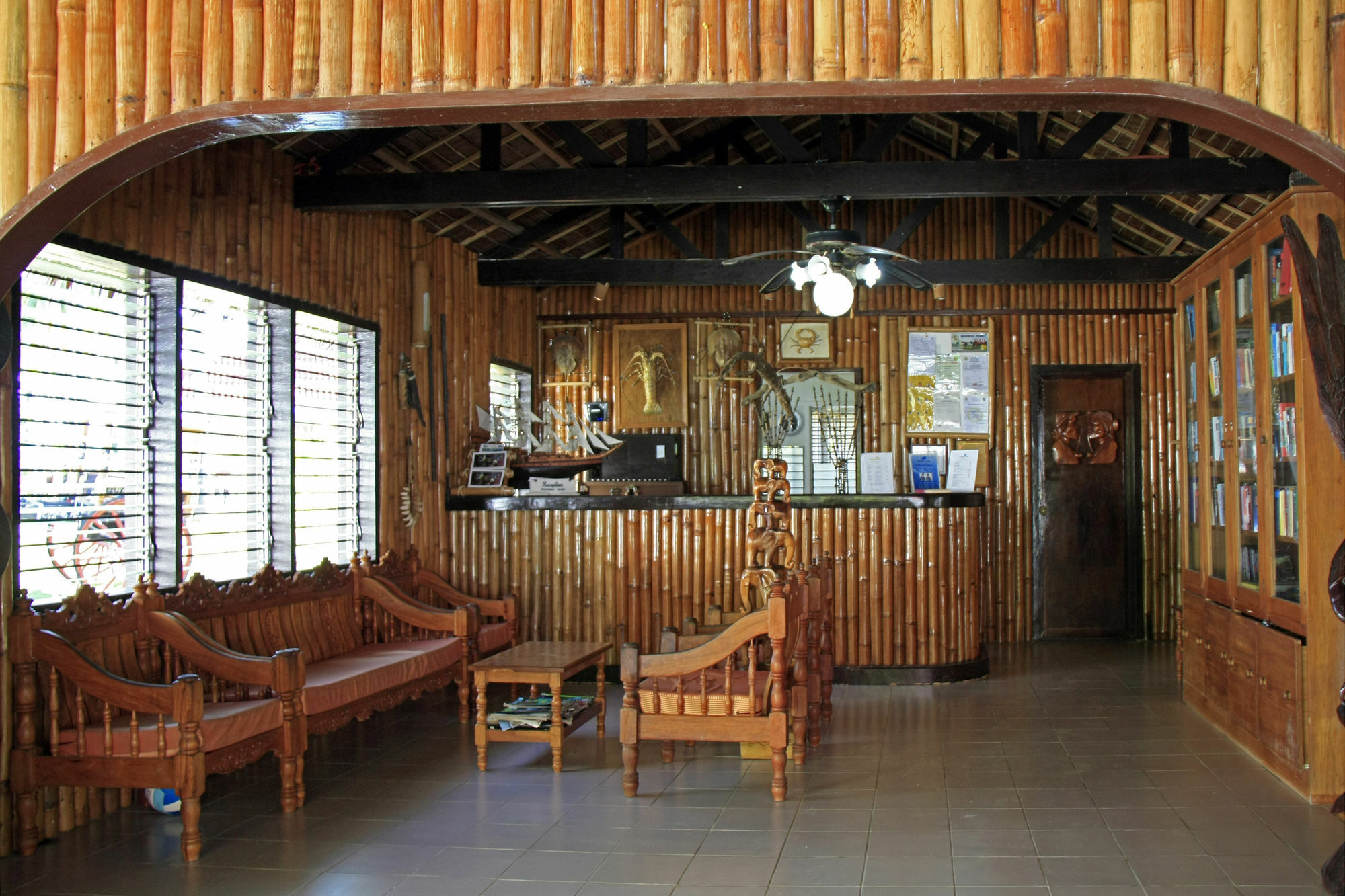 Whispering Palms Island Resort Bacolod Exteriör bild